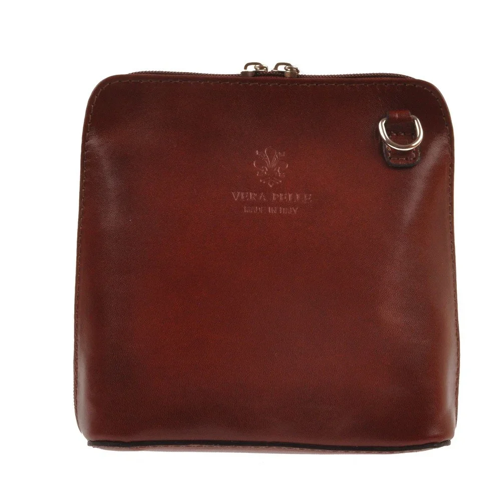 Hnědá kožená kabelka Florence Bags Vaire v:709072