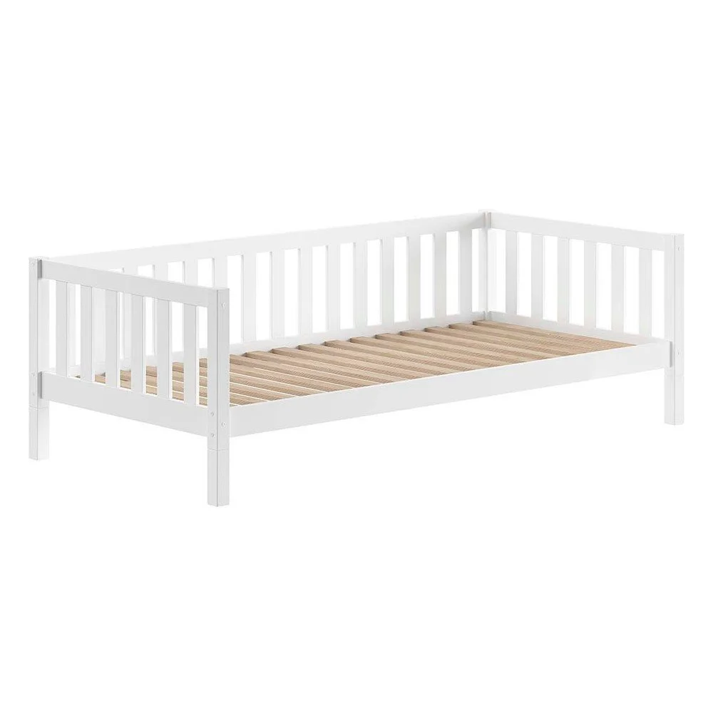 Bílá dětská postel z borovicového dřeva s roštem 90x200 cm Dallas – Vipack v:1939316