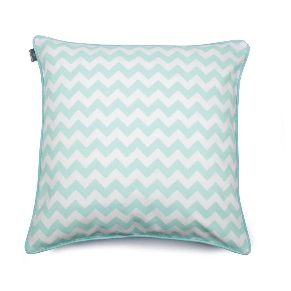Mentolově zelený povlak na polštář WeLoveBeds Zig Zag, 60 x 60 cm v:1201326