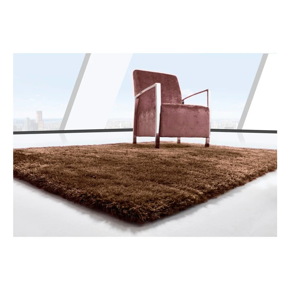 Tmavě hnědý koberec Universal Stela Brown, 140 x 200 cm v:1207420
