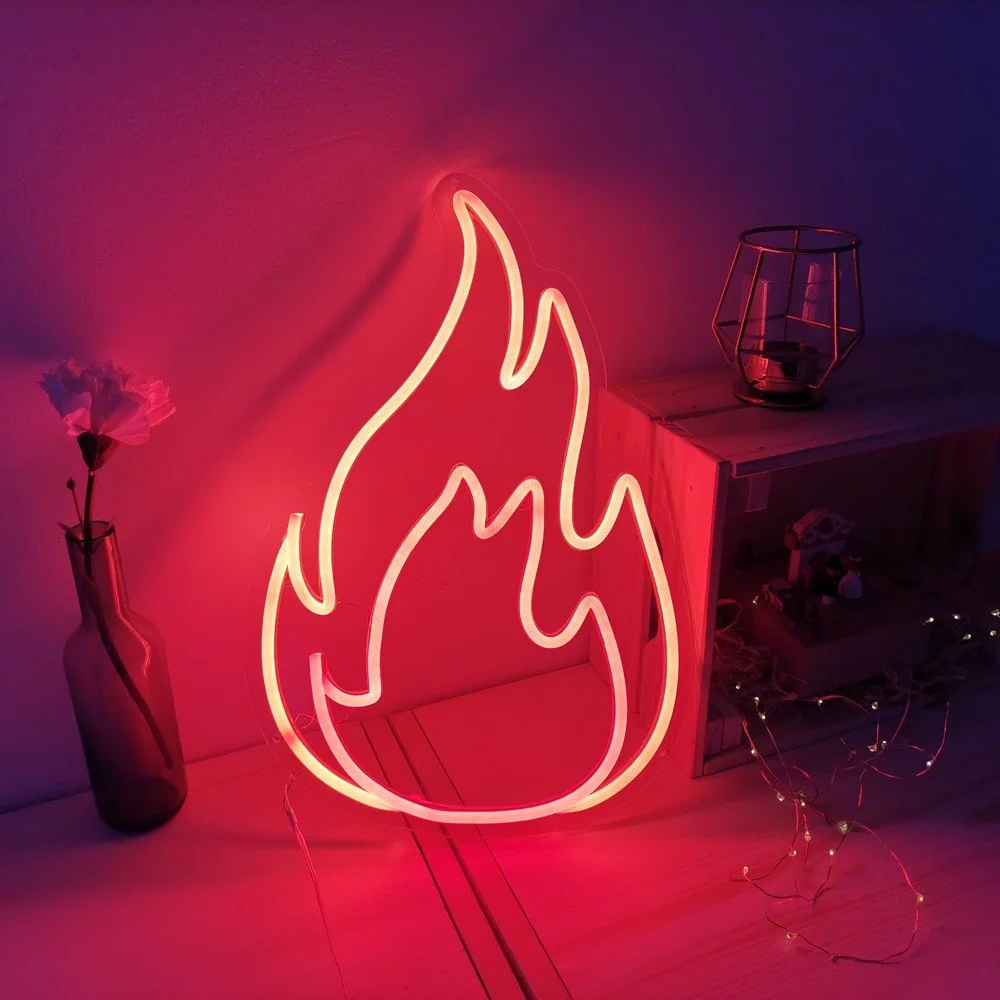 Červeno-oranžová nástěnná svíticí dekorace Candy Shock Fire, 28 x 40 cm v:1383715
