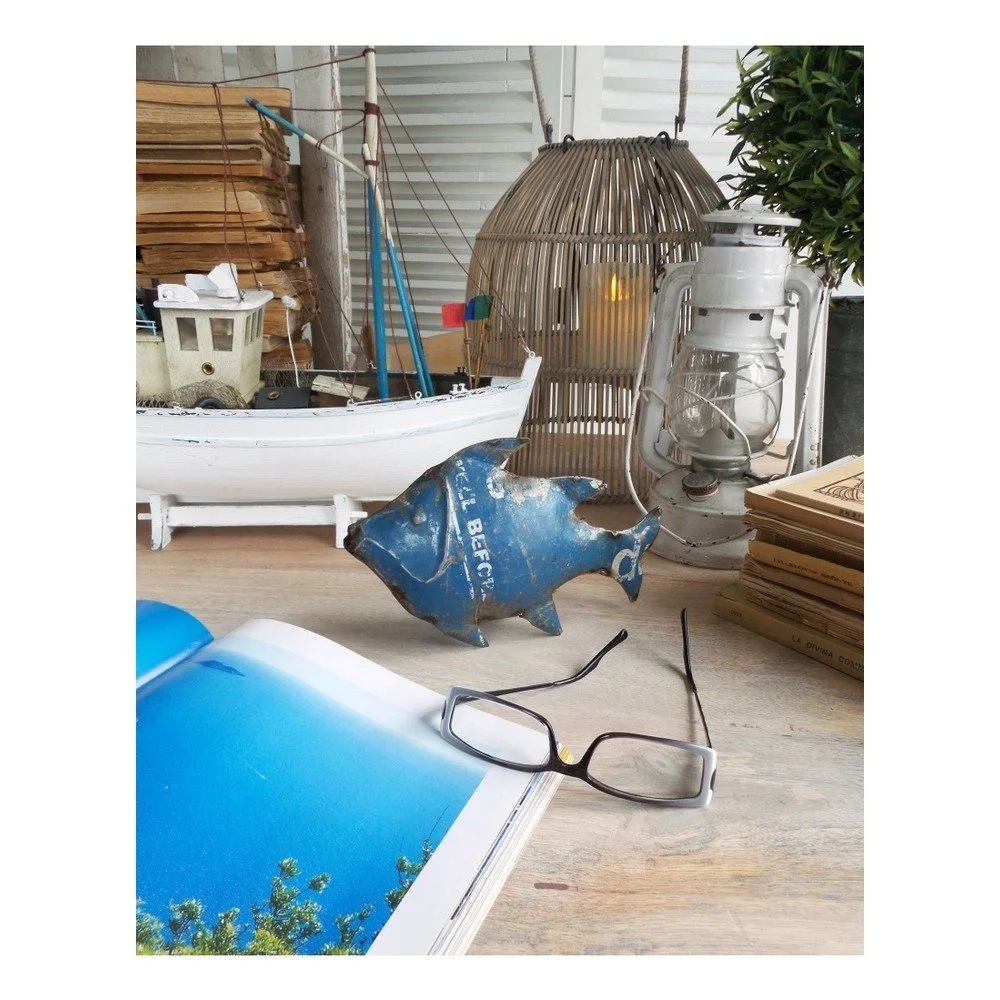 Modrá dekorace z recyklovaného kovu Orchidea Milano Vintage Art Fish v:879626