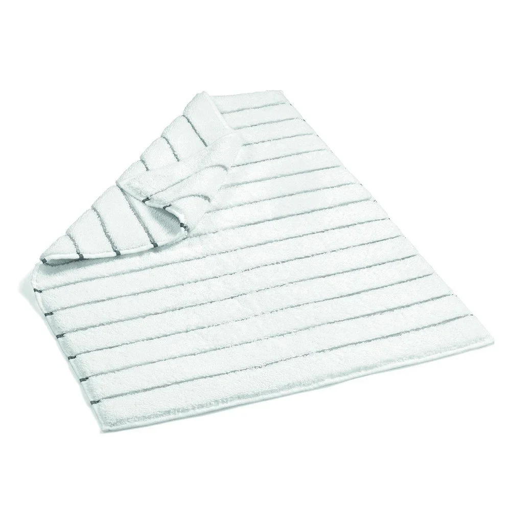 Bílo-šedá bavlněná koupelnová předložka Foutastic Striped Terry, 60 x 90 cm v:1406479