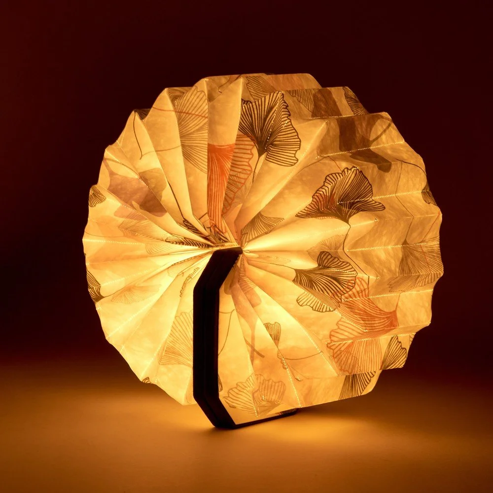 Zelená LED stmívatelná stolní lampa Accordion – Gingko v:1437711