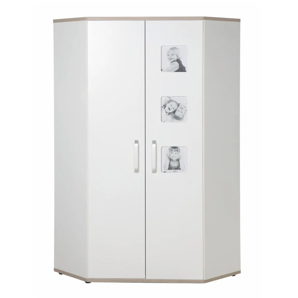Bílá rohová šatní skříň Roba Moritz v:820070